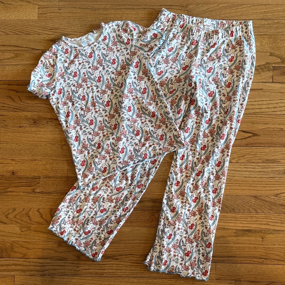 Women’s Minnow Mercado Bloom Pima Pajama Set - White with Pink & Blue Print